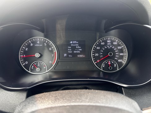 Used 2020 Kia Optima LX image 10