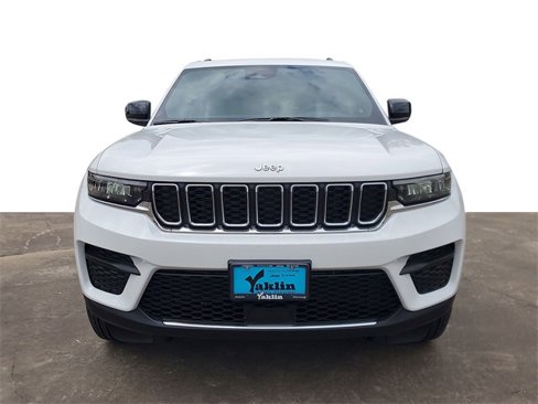 New 2025 Jeep Grand Cherokee Laredo X image 2