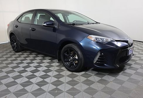 Used 2018 Toyota Corolla SE image 2