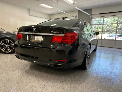 Used 2011 BMW 740Li image 7