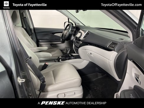 Used 2017 Honda Ridgeline RTL-E image 8