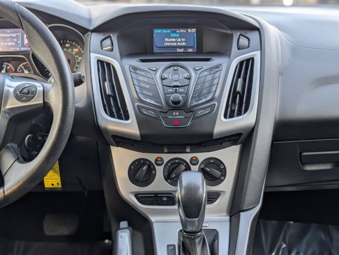Used 2014 Ford Focus SE w/ SE Winter Package image 14