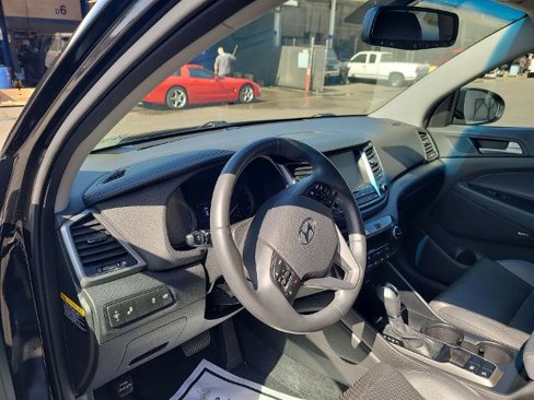 Used 2018 Hyundai Tucson Limited image 10
