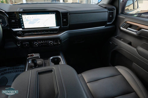 Used 2022 Chevrolet Silverado 1500 RST image 10