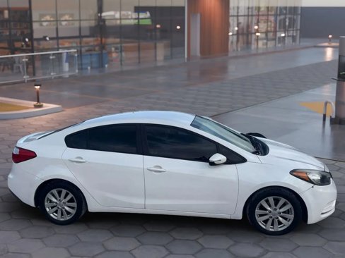 Used 2016 Kia Forte LX w/ LX Popular Plus Package image 5