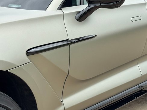 Used 2024 Aston Martin DBX 707 image 13