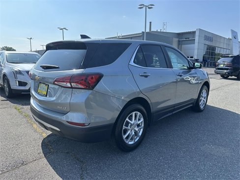 Used 2023 Chevrolet Equinox LT w/ Driver Convenience Package image 5