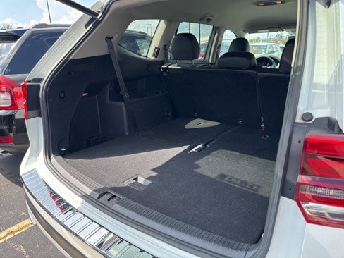 Used 2019 Volkswagen Atlas SE w/ Towing Package image 10