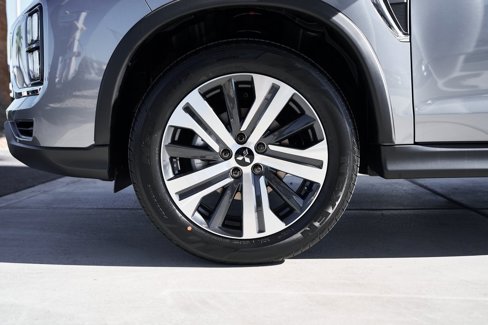 New 2025 Mitsubishi Outlander Sport SE image 3