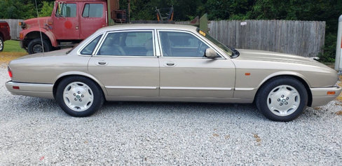 Used 1995 Jaguar XJ6 image 6