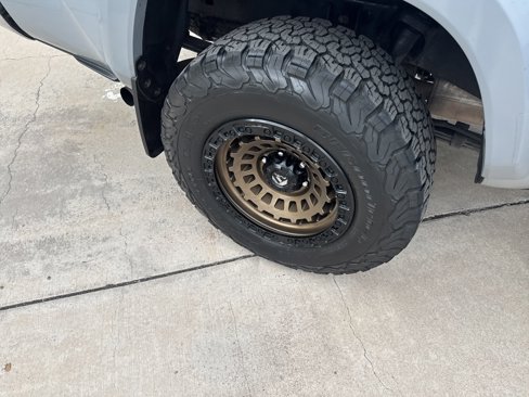 Used 2019 Toyota Tacoma SR5 image 9