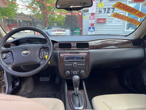 Used 2012 Chevrolet Impala LTZ image 13
