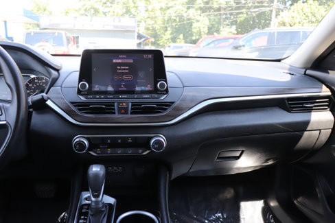 Used 2023 Nissan Altima 2.5 SV image 18