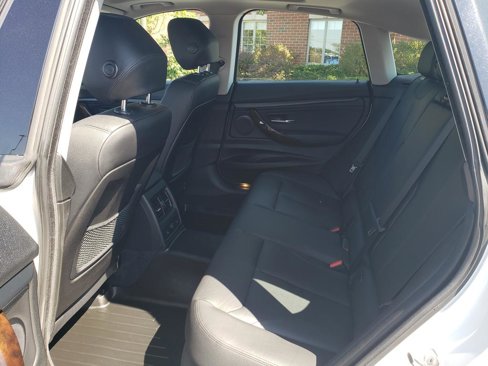 Used 2015 BMW 328i Gran Turismo xDrive image 16