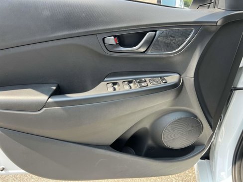Used 2023 Hyundai Kona N Line image 17