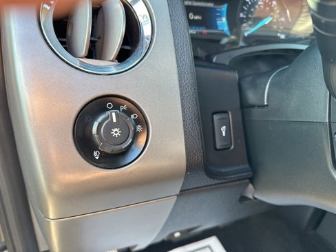 Used 2017 Ford Expedition EL Platinum image 15
