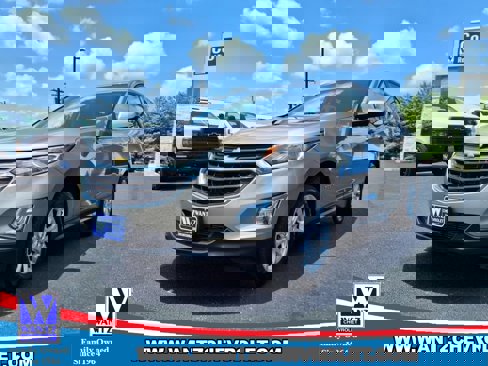 Used 2019 Chevrolet Equinox LT image 4