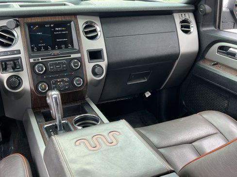 Used 2017 Ford Expedition EL King Ranch image 27