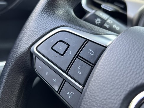 Used 2021 Toyota Highlander L image 20