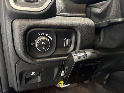 Used 2020 RAM 1500 Big Horn image 4