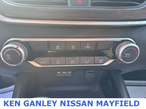 Used 2023 Nissan Altima 2.5 SV image 13
