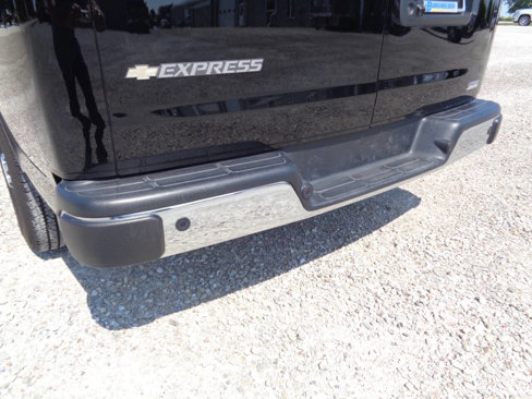 Used 2024 Chevrolet Express 3500 LT w/ LT Preferred Equipment Group image 11