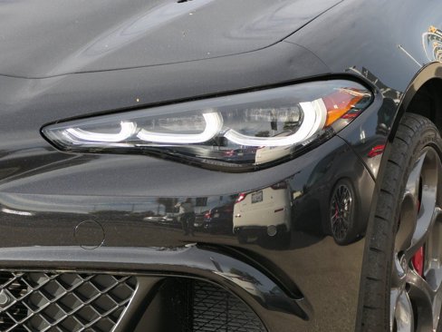 New 2024 Alfa Romeo Giulia Quadrifoglio image 9