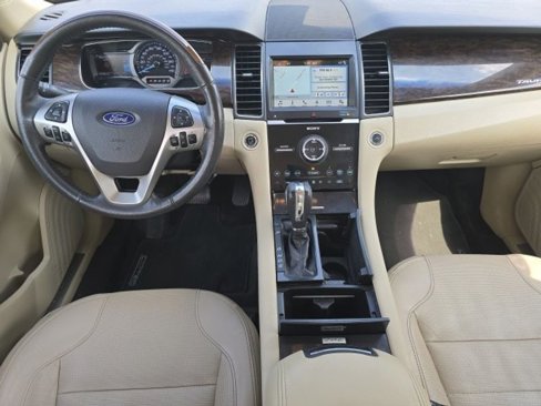 Used 2018 Ford Taurus Limited image 5