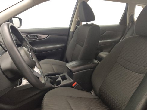 Used 2020 Nissan Rogue S image 17