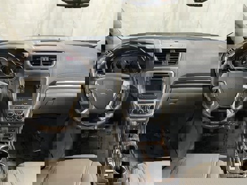 Used 2013 GMC Acadia Denali image 9