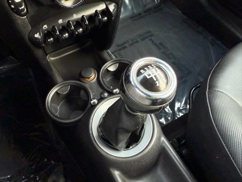 Used 2012 MINI Cooper Convertible image 28