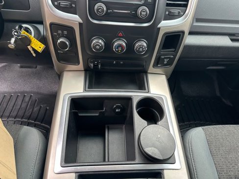 Used 2014 RAM 2500 SLT image 16