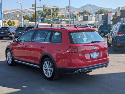 Used 2017 Volkswagen Golf Alltrack SEL image 8