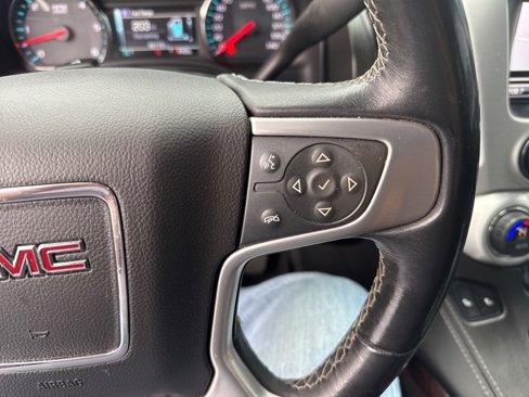 Used 2020 GMC Yukon SLT image 24