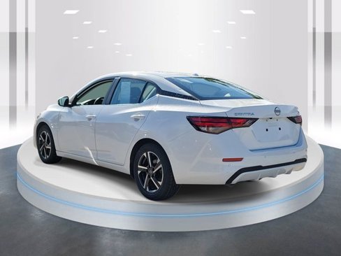 Used 2024 Nissan Sentra SV image 4