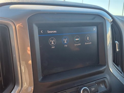 Used 2020 Chevrolet Silverado 1500 Custom w/ Custom Value Package image 5