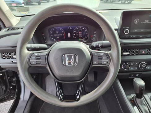 Used 2023 Honda Accord EX image 21