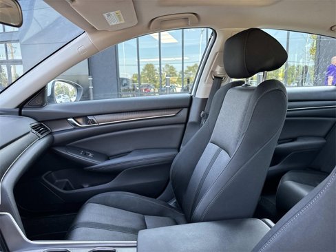 Used 2020 Honda Accord EX image 15