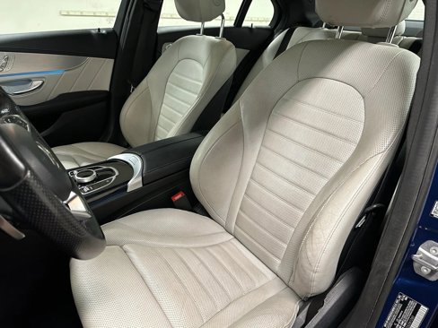Used 2018 Mercedes-Benz C 300 4MATIC Sedan w/ AMG Line image 10