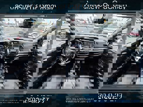 Used 2015 Toyota Highlander XLE image 28