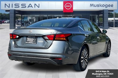 Used 2023 Nissan Altima 2.5 SV image 5
