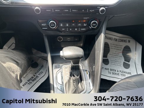 Used 2021 Kia Niro LXS image 25