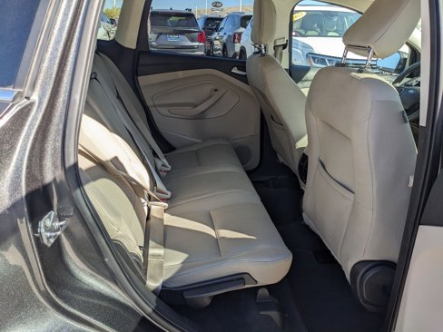 Used 2018 Ford Escape SE image 18