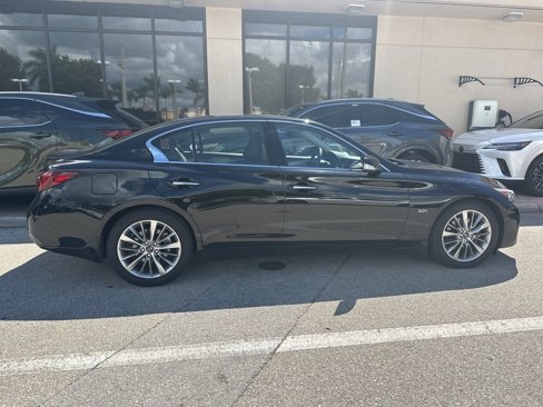Used 2020 INFINITI Q50 Luxe w/ Essential Package (3.0T Luxe) image 3