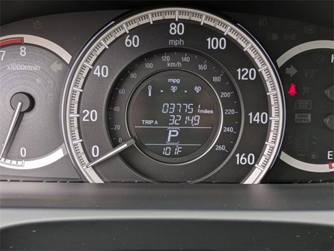 Used 2017 Honda Accord LX image 30