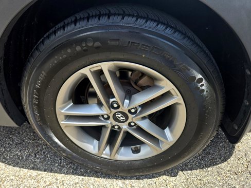 Used 2018 Hyundai Santa Fe Sport image 15