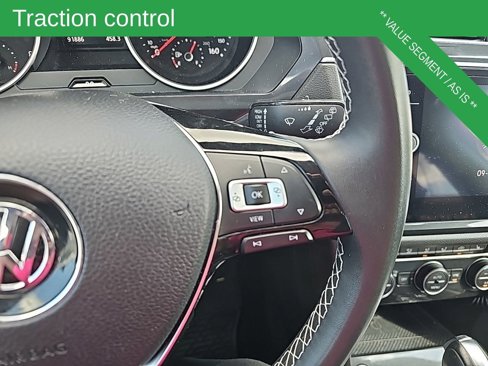 Used 2021 Volkswagen Tiguan SE w/ Panoramic Sunroof Package image 8
