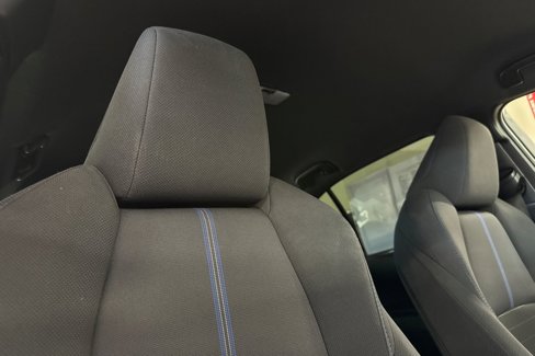 Used 2022 Toyota Corolla SE image 16