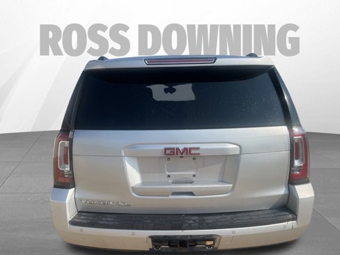 Used 2016 GMC Yukon XL SLE image 5
