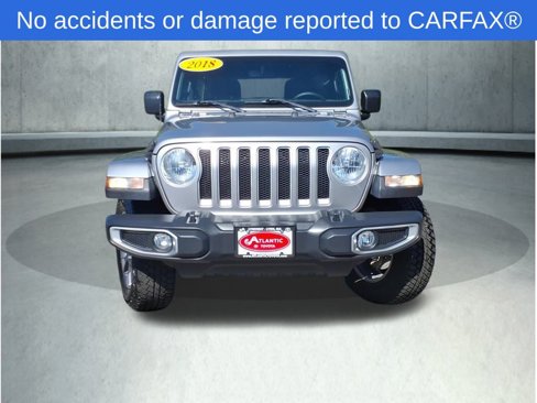 Used 2018 Jeep Wrangler Unlimited Sahara image 2